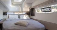 Yachtcharter Isla40 12