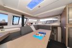 Yachtcharter Lucia40 Felicitas II 12