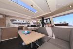 Yachtcharter Lucia40 Felicitas II 13