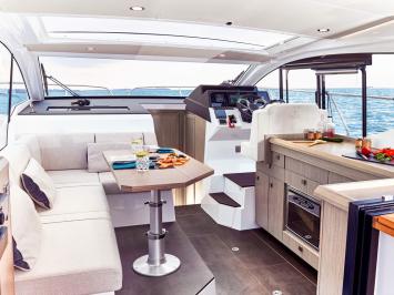 SealineC330-8 Innenansicht