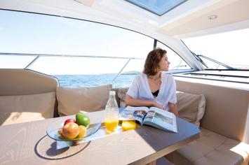 SealineC330-10 Innenansicht