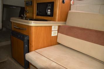 SeaRay255Sundancer-8 Innenansicht