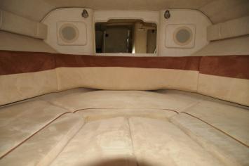 SeaRay255Sundancer-9 Innenansicht