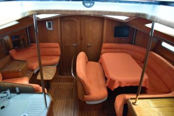 SunOdyssey54DS-6 Innenansicht