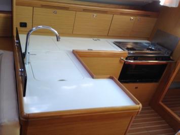 SunOdyssey42i-5 Innenansicht