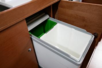 Dufour375GrandLarge-16 Innenansicht