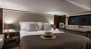 FairlineSquadron50Fly-7 Innenansicht