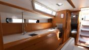 Yachtcharter 6383821184101768_JSO469 Galley