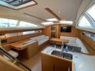Yachtcharter 6707441212901768_SO45DS Saloon