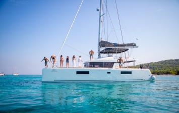 Lagoon52F-4 Innenansicht