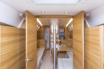 Salona380-12 Innenansicht