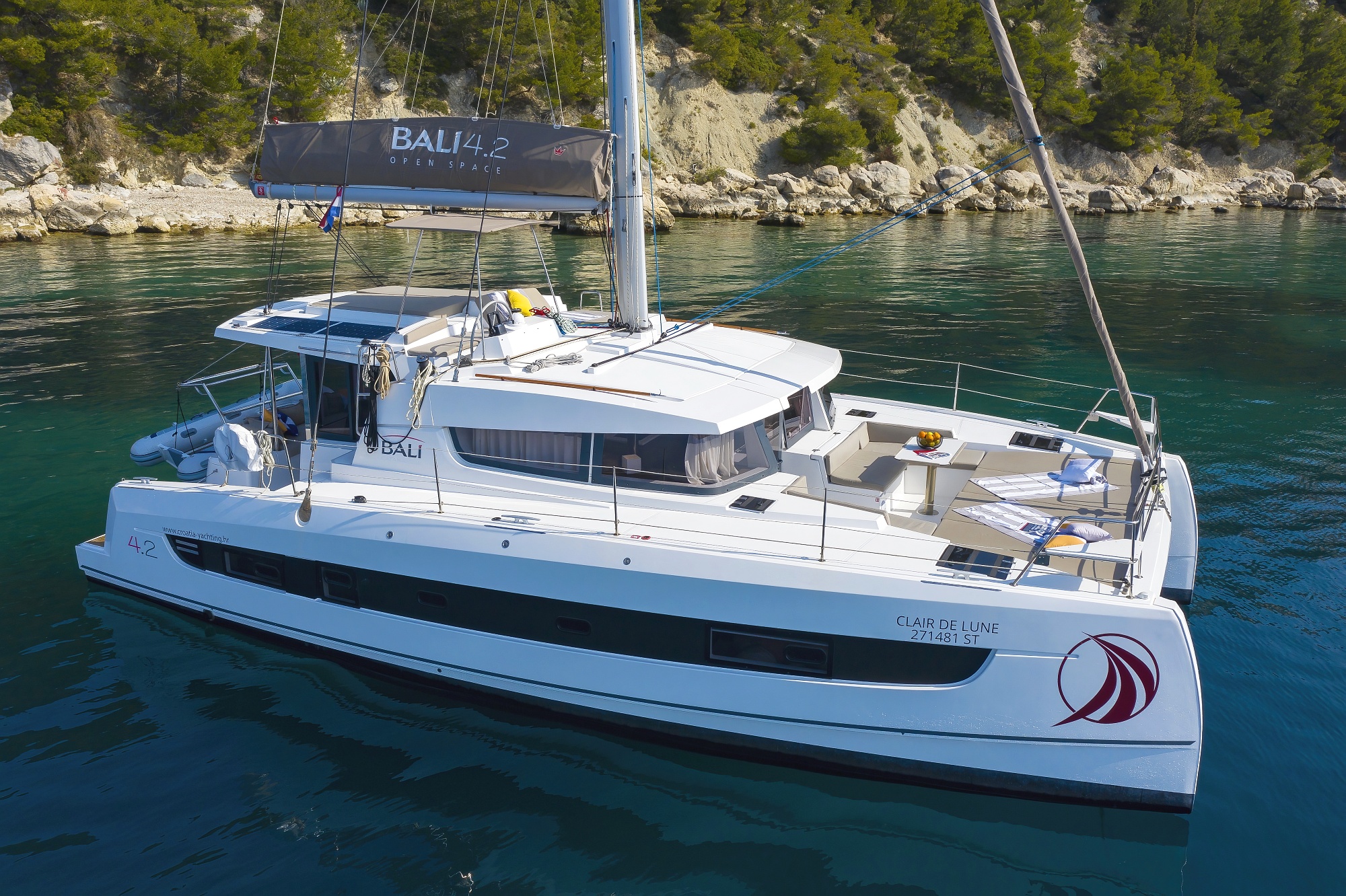 Yachtcharter Bali 4 2 Clair de Lune hauptansicht 1
