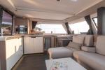 Yachtcharter Isla40 15