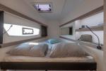 Yachtcharter Isla40 20