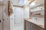 Yachtcharter Isla40 21