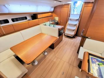 SunOdyssey449-6 Innenansicht