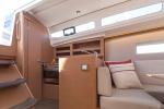 Yachtcharter SunOdyssey380 11