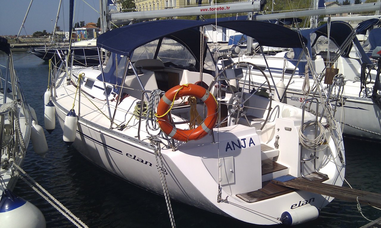 Yachtcharter Elan333 Anja