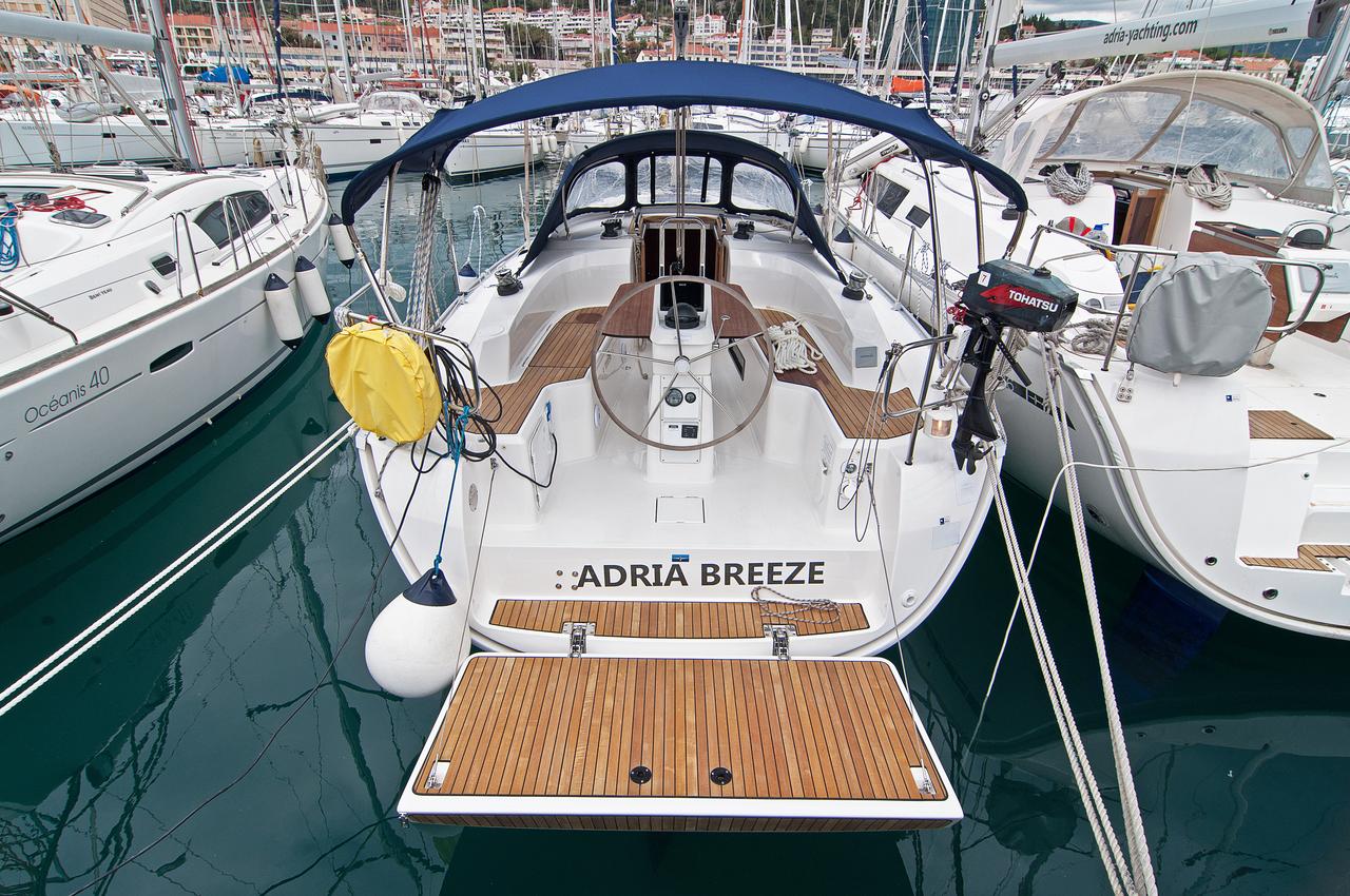 Yachtcharter BavariaCruiser33 Adria Breeze