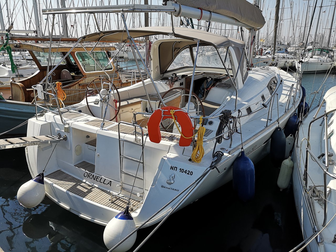 Yachtcharter Oceanis50Family 51cab Ornella