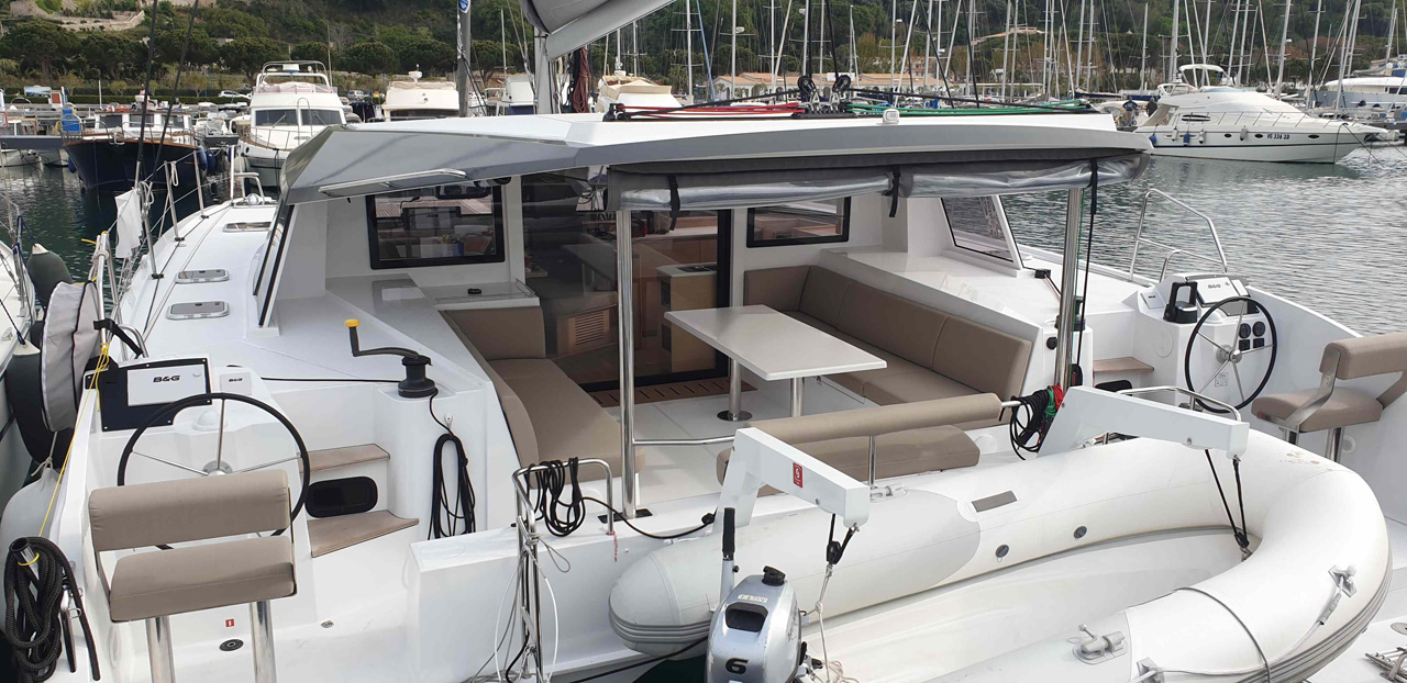 Yachtcharter NautitechOpen40 Lullaby