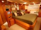 Yachtcharter Ferretti Yachts 880 4 cab aussenansicht 3
