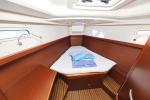 Yachtcharter Hanse415 take a break 11