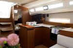 Yachtcharter SunOdyssey410 Evelyne 13