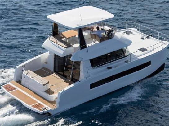 Yachtcharter 4384489850000101330_Fountaine_Pajot_37 MUSCAT_Main