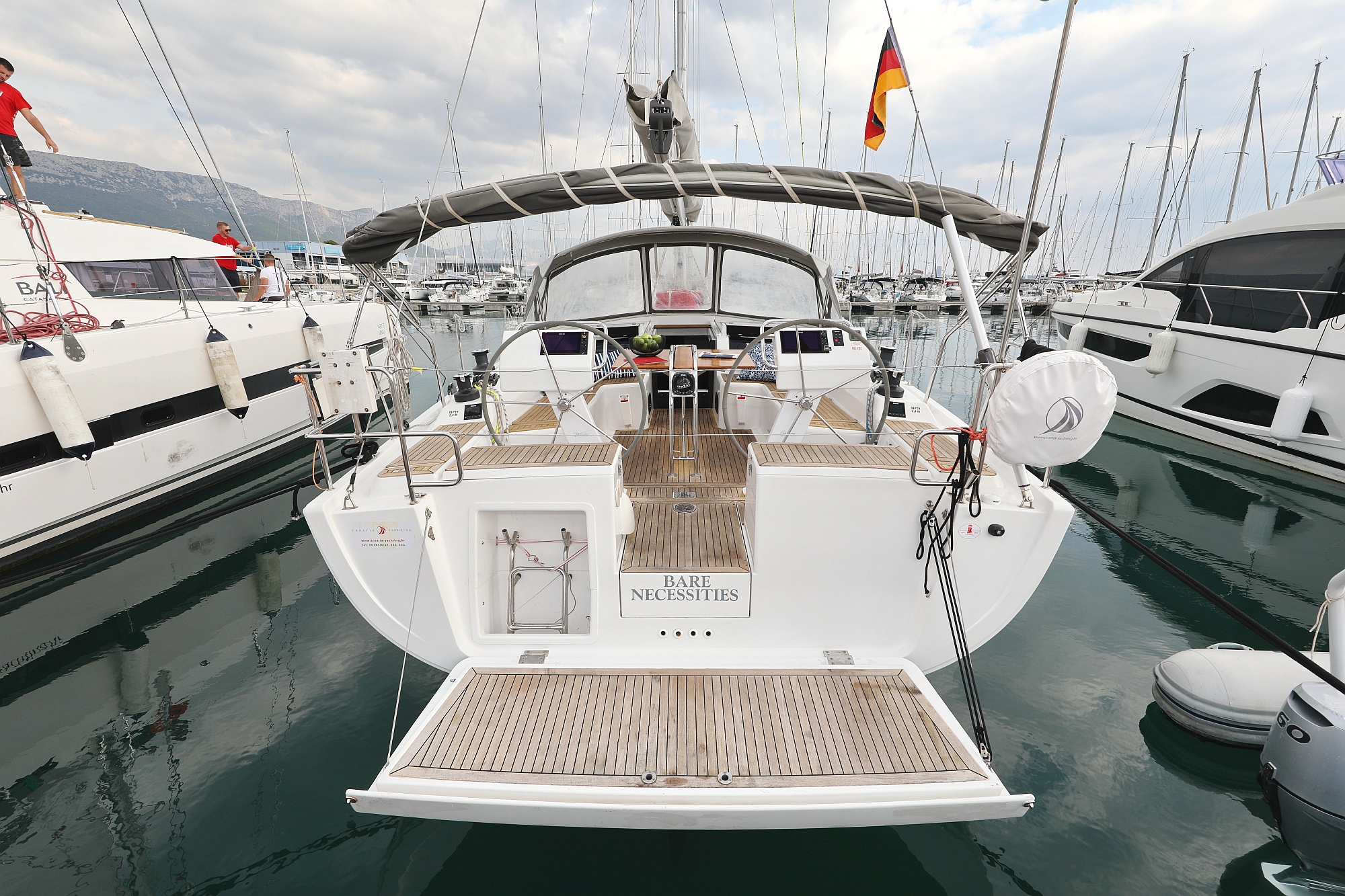 Yachtcharter Hanse455 Bare Necessities