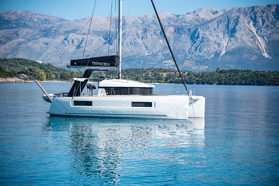 Yachtcharter Lagoon40 41cab Trinacria