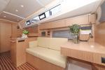 Yachtcharter BavariaC42 Leya 15