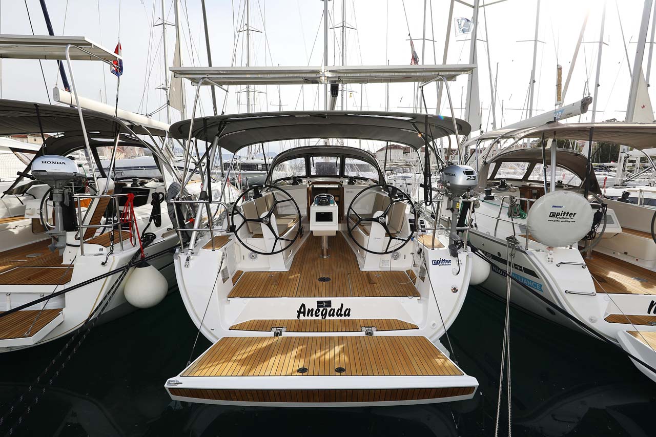 Yachtcharter BavariaCruiser41S Anegada