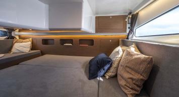 Antares11-16 Innenansicht