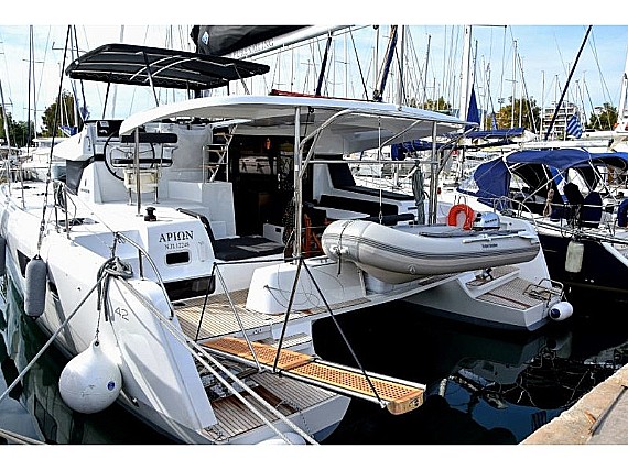 Yachtcharter Lagoon42 Arion