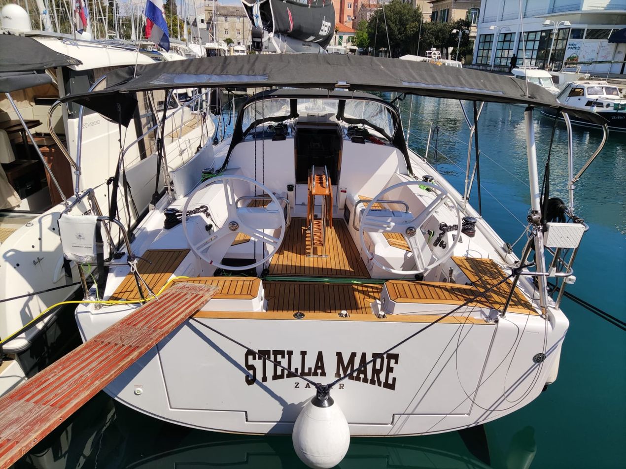 Yachtcharter ElanE4 Stella Mare
