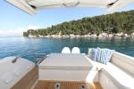 Yachtcharter SealineC335V Stormi 9