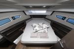 Yachtcharter SealineC335V Stormi 13