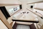 Yachtcharter Isla40 Barnacle 18