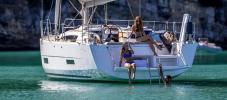 Yachtcharter Dufour390GrandLarge Scorpio 3