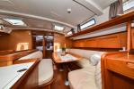 Yachtcharter Cyclades50 Papalina 21