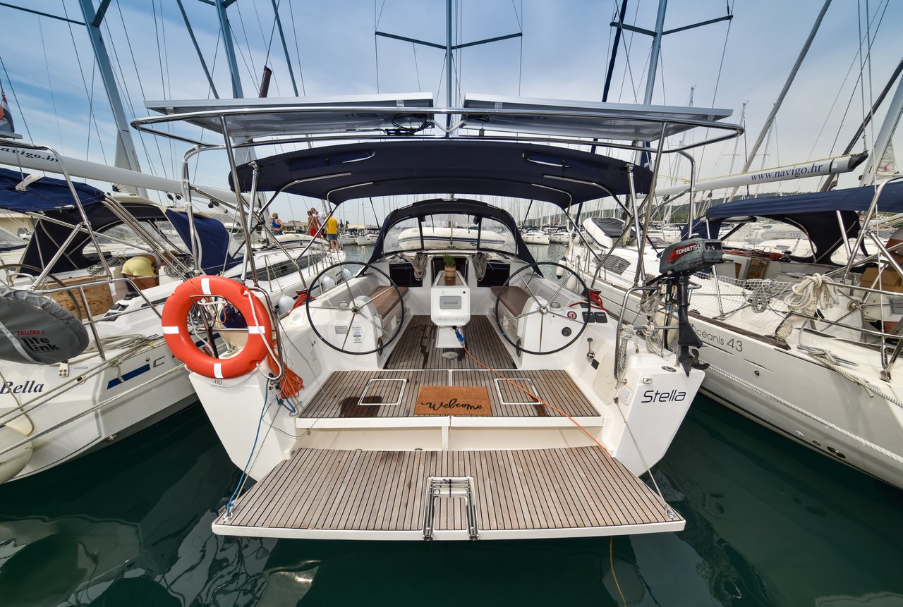 Yachtcharter Dufour410GrandLarge Stella