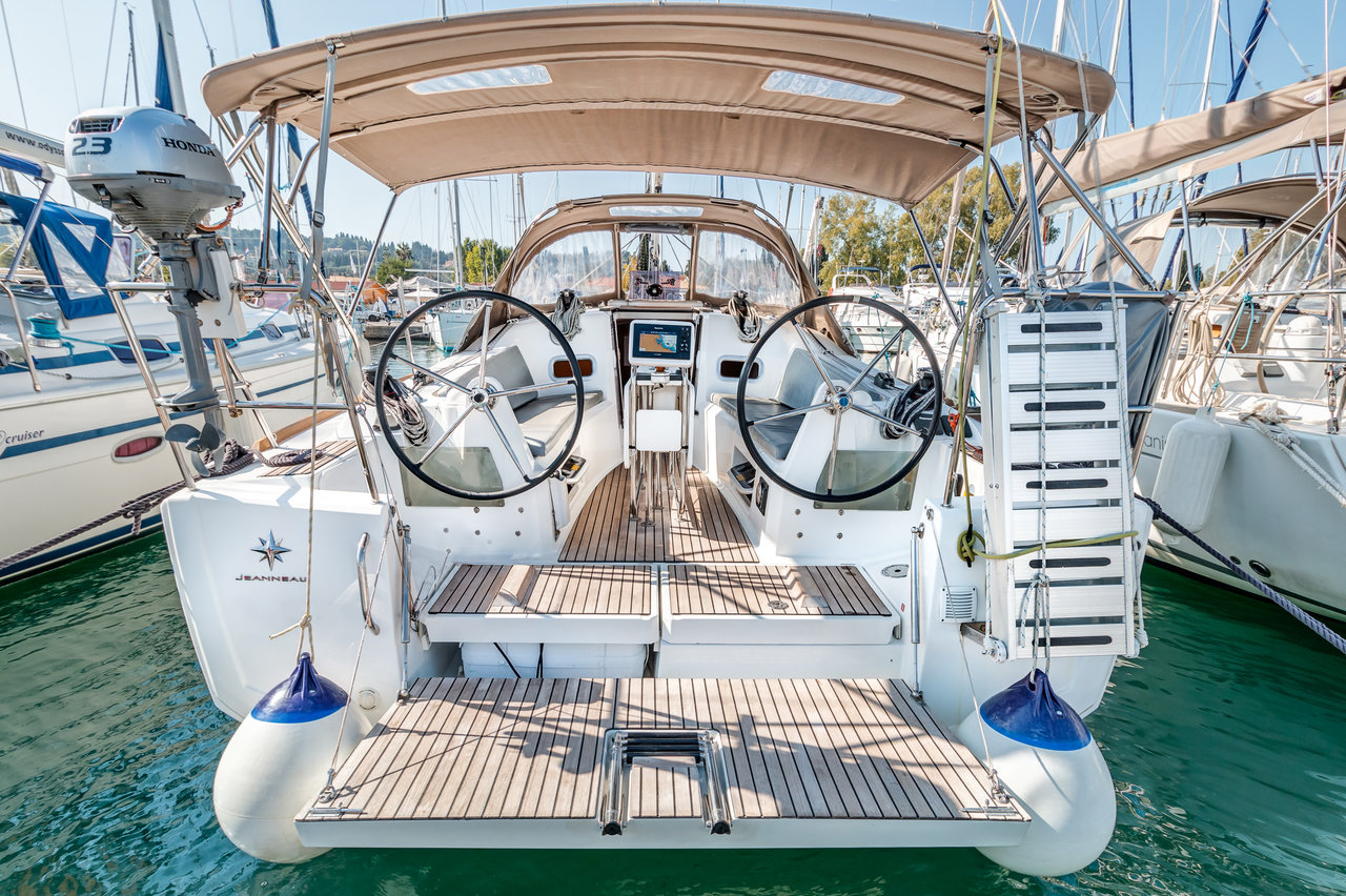 Yachtcharter SunOdyssey349 Afrodite