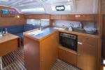 Yachtcharter BavariaCruiser37 Athene 9