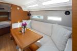 Yachtcharter SunOdyssey410 Elektra 12