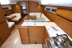 Yachtcharter Sun Odyssey 419 3 cab 2wc Euros aussenansicht 6