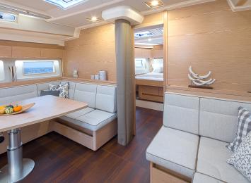 Hanse588-31cab-8 Innenansicht