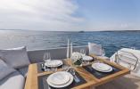 Yachtcharter Prestige460 Adudu 2 4