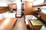 Yachtcharter Sun Odyssey 419 3 cab 2wc Kiss Kiss aussenansicht 5