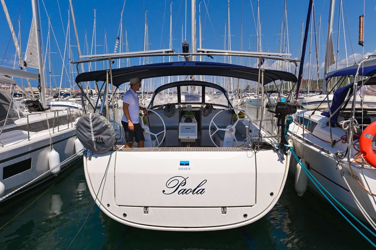 Yachtcharter BavariaCruiser46 Paola